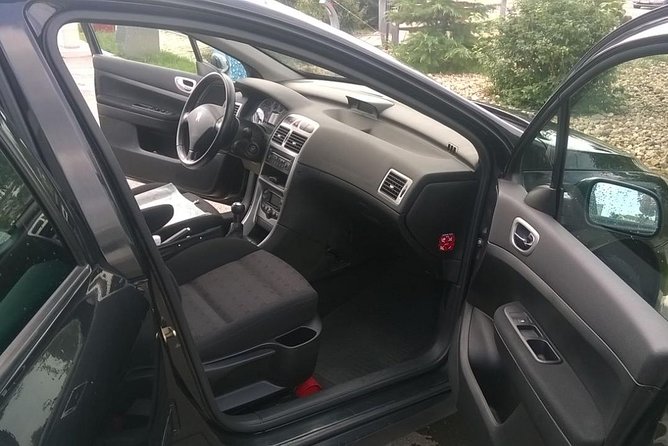 Airport Transfer in Belgrade, Serbia - Using the service for your departure