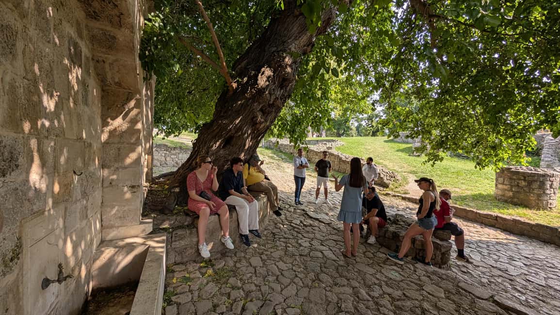 Belgrade: 3-Hour Serbian History Walking Tour - Kalemegdan Park and Belgrade Fortress