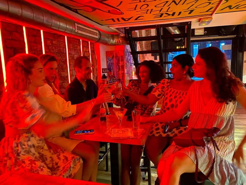 Belgrade: Bar Pub Club Crawl with 1 Hour Unlimited Drinks - The first local bar and the one-hour drinks window