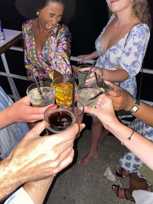 Belgrade: Bar Pub Club Crawl with 1 Hour Unlimited Drinks - A second bar with cocktails, spirits, and music