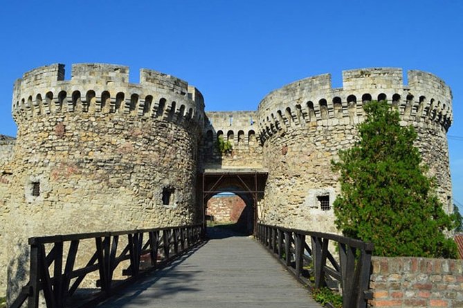 Belgrade City Tour and Avala Mountain - Gardoš and Zemun: a short walk with local character