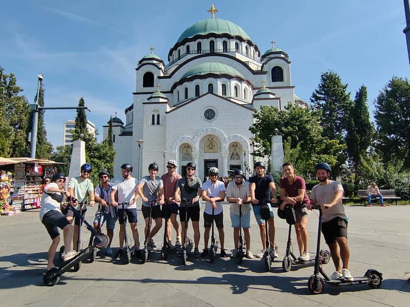 Belgrade Essentials E Scooter tour - A 20-minute break in the middle