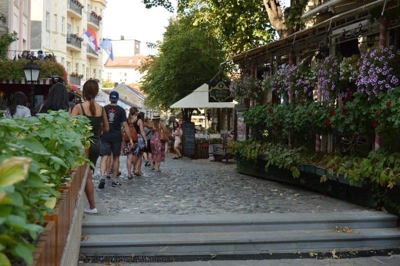 Belgrade: Get to know the city center and Serbian culture - The Cathedral Church and Kafana ?