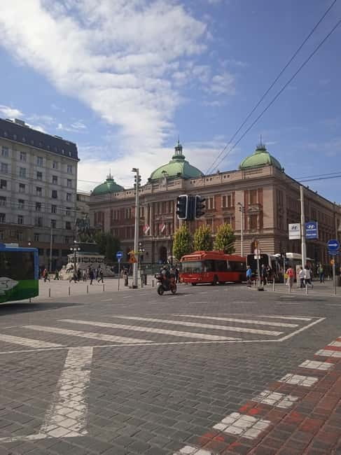 Belgrade: guided tours of the crossroads of East and West - Riding the tram to St. Sava Church