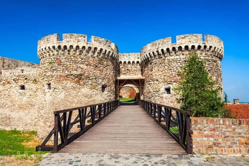 Belgrade : Old Town Walking Tour With A Guide - Republic Square and the story of Prince Mihailo