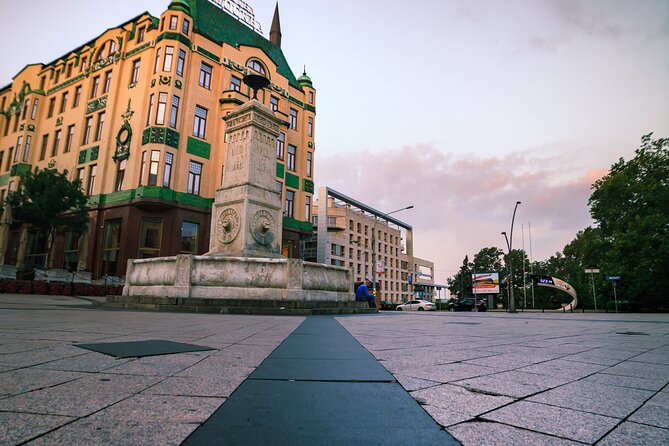 Belgrade Private Walking Tour with a Local - Price, private value, and extra costs
