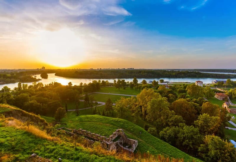 Belgrade: Shared Group or Private Guided Walking Tour - Why this walking tour works well in Belgrade