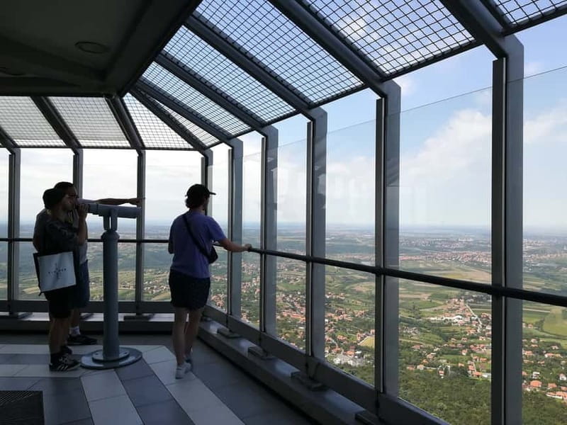 Belgrade: Space architecture tour - brutalist architecture - Avala Tower, rebuilt after 1999