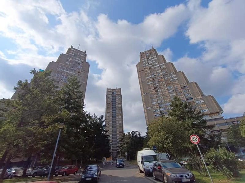 Belgrade: Space architecture tour - brutalist architecture - New Belgrade from the van window