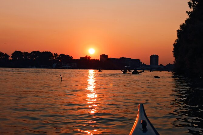Belgrade sunset kayak tour - What the $35.95 price includes