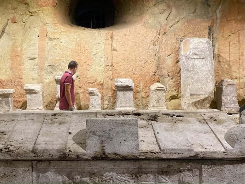 Belgrade: Underground Tour with Riverside Sparkling Wine - The Roman well and its Hitchcock connection
