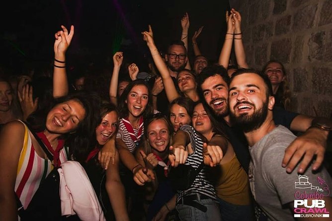 Columbo Pub Crawl Belgrade - Lasta Splav ends the night on the Sava