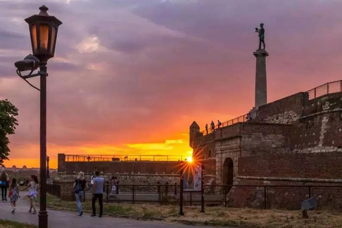 Feel Belgrade Welcome tour - What the guide adds to difficult Serbian history