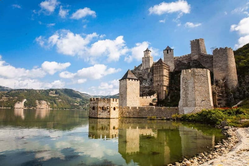 From Belgrade: Danube Tour and Iron Gate National Park - Transport, guides, and group size
