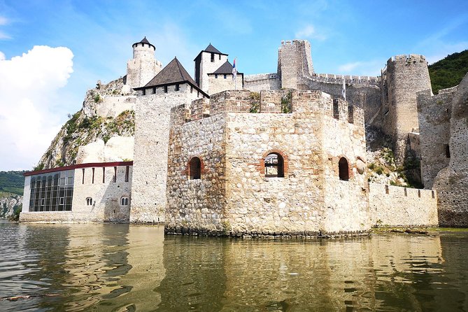 From Belgrade: Golubac Fortress & Iron Gate Danube Gorge - The road from Belgrade to Golubac