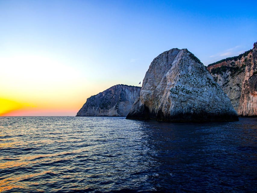 Iron Gate: Golubac fortress, Lepenski vir, boat cruise 1.5h - Four details that shape the day