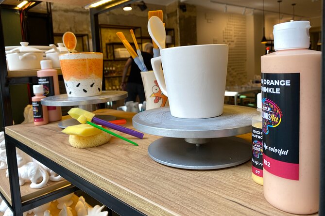 Paint Your Own Pottery Studio, Serbia - A creative pause at Kozjačka 23a