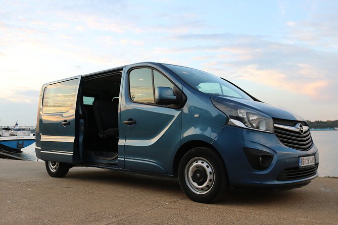 Passenger transport to or from the airport in Belgrade - What happens from the airport door to your destination