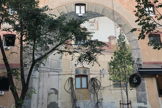 Private Belgrade Street Art and Adventures Walking Tour - Street Gallery in a quiet passage