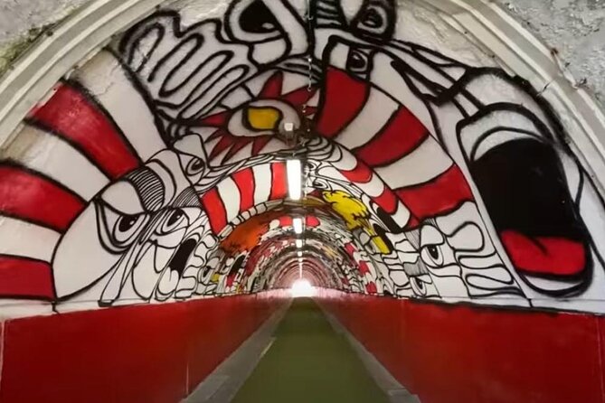 Private Red Star-Partizan Stadium Tour in Belgrade - Dedinje and Dorcol: following the club colors into the city