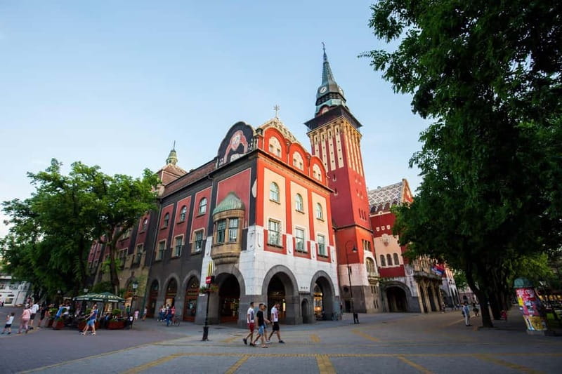 Subotica: The Queen of Art Nouveau stunning heritage - Meeting beneath Subotica City Hall