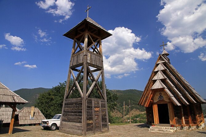 Western Serbia: Drina River House & Mokra Gora (Sargan 8 + Drvengrad) - Key points at a glance